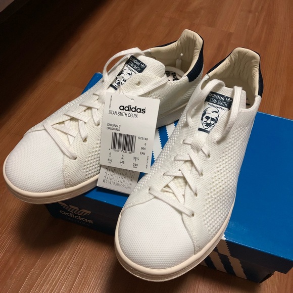 adidas Shoes - stan smith original primeknit